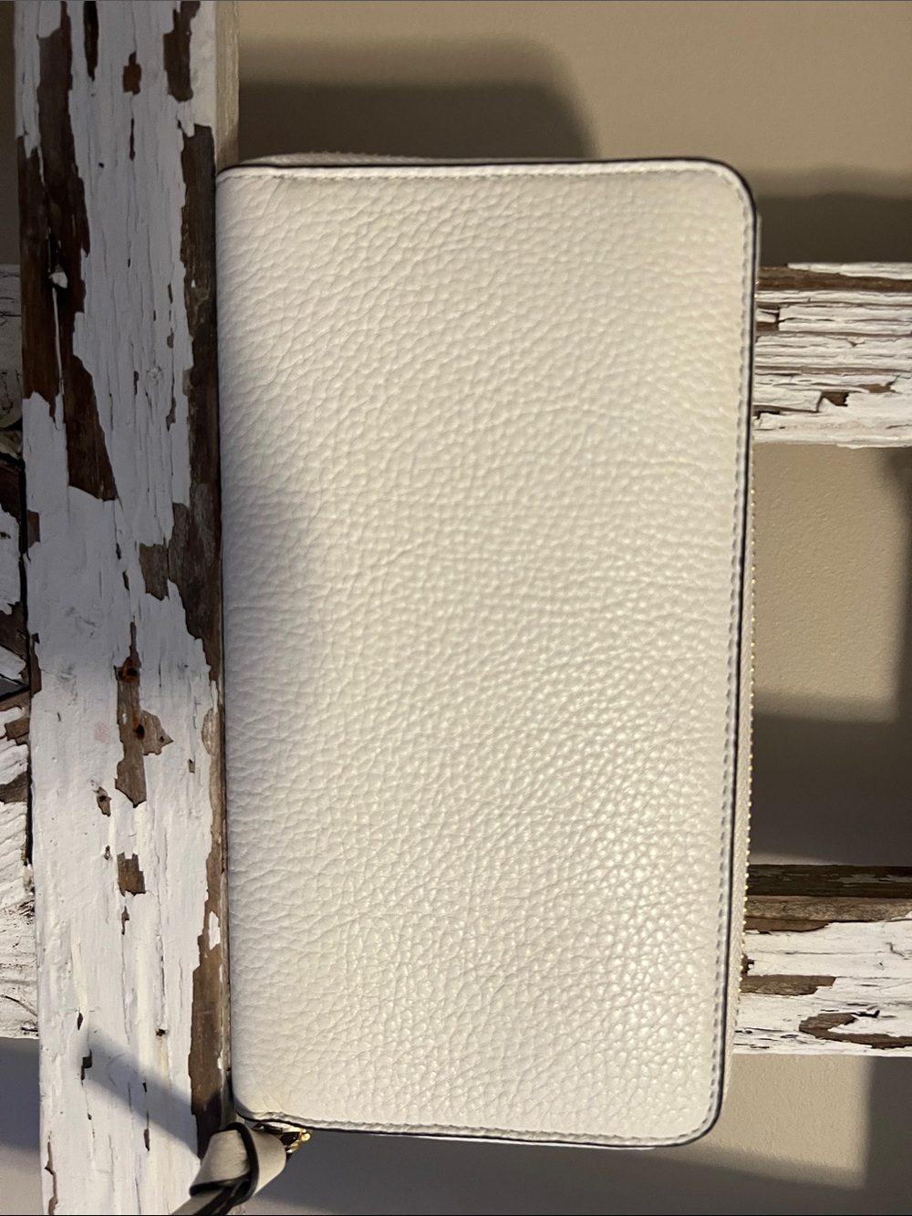 Tory Burch White PebbledShoulder Tote with With wallet Bombe T. Rare - Picture 10 of 10